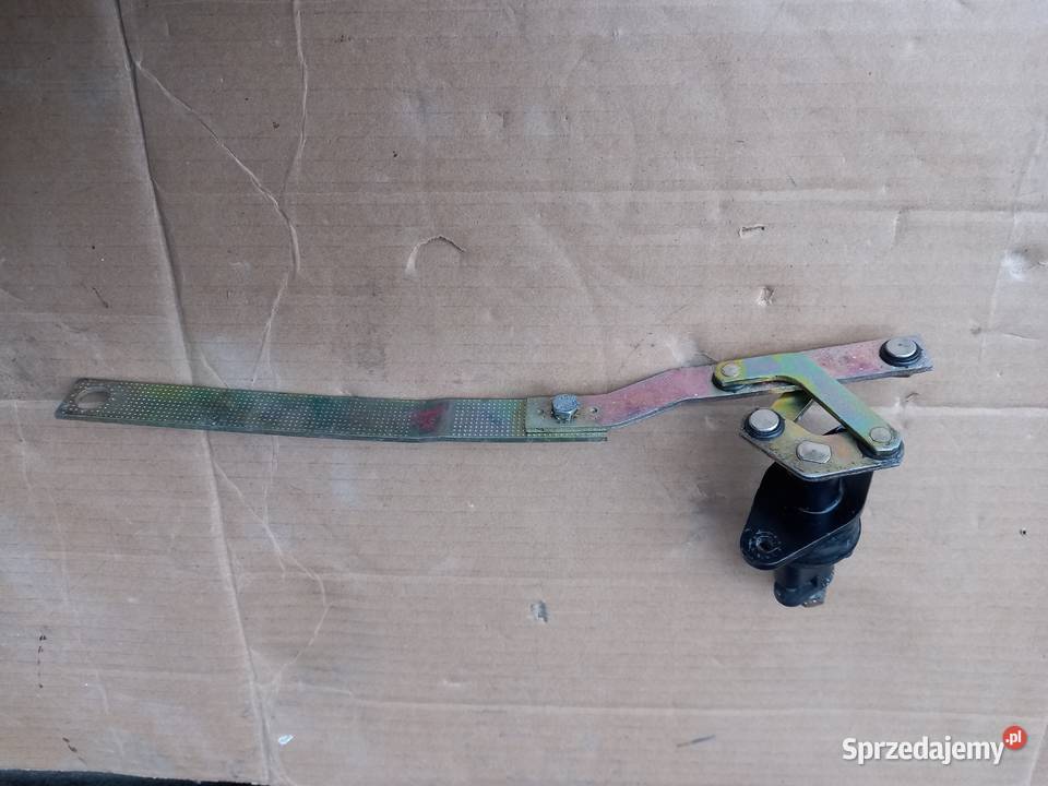 Opel Kadett D wycieraczka tylnej szyby combi