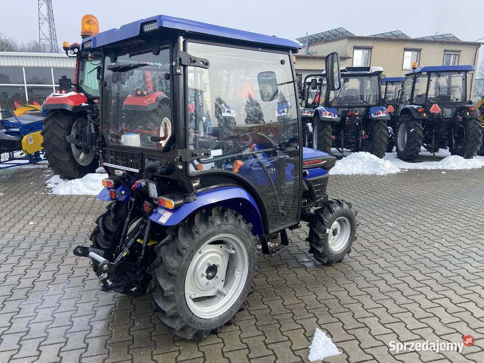 Ciągnik rolniczy FARMTRAC 26 4WD z kabiną Opatówek sprzedam