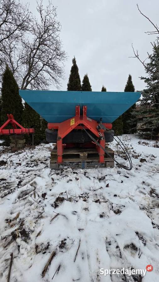 ROZSIEWACZ NAWÓZ SLUKY DRC 700l 21m Branice