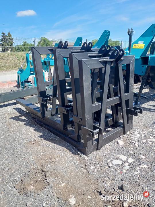 Mocny paleciak na tył ciągnika 1200 Janów Lubelski sprzedam