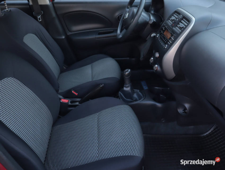 Nissan Micra 12 12V wielofunkcyjna kierownica sprzedam
