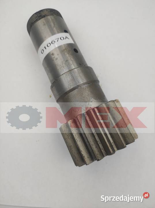 010670A Wałek obrotu Komatsu PC16 Września