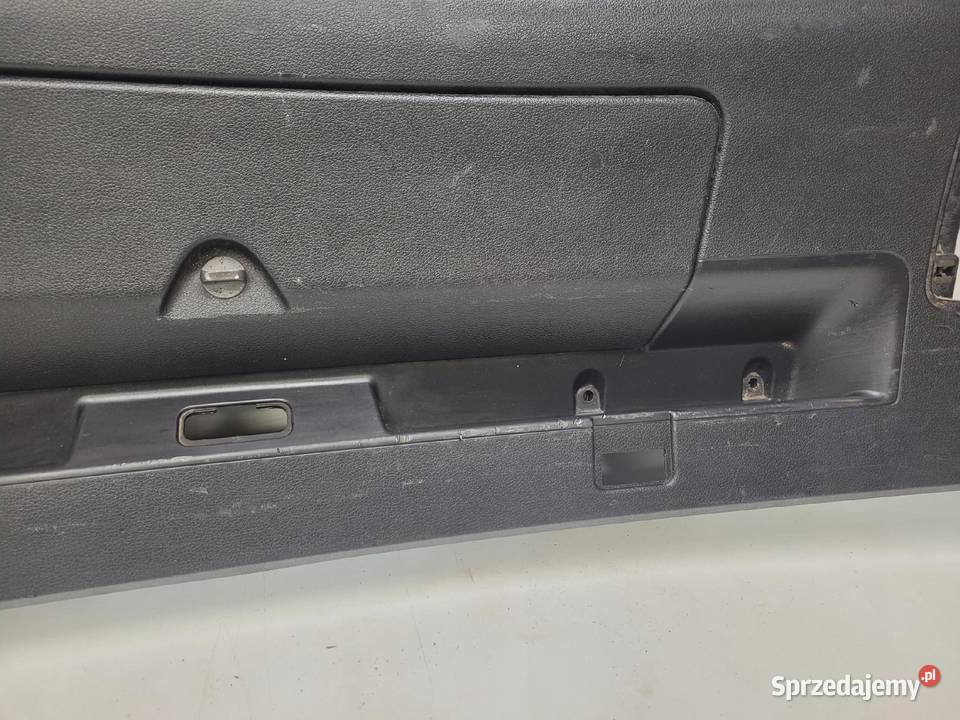 TAPICERKA KLAPY TYŁ AUDI Q7 4L 4L0867973 osobowe Przystajń