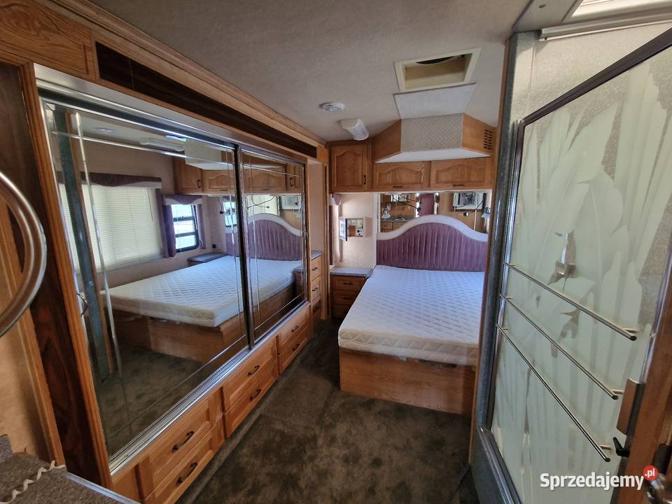 Kamper rodzinny komfortowy okazja doskonaly stan Gniezno
