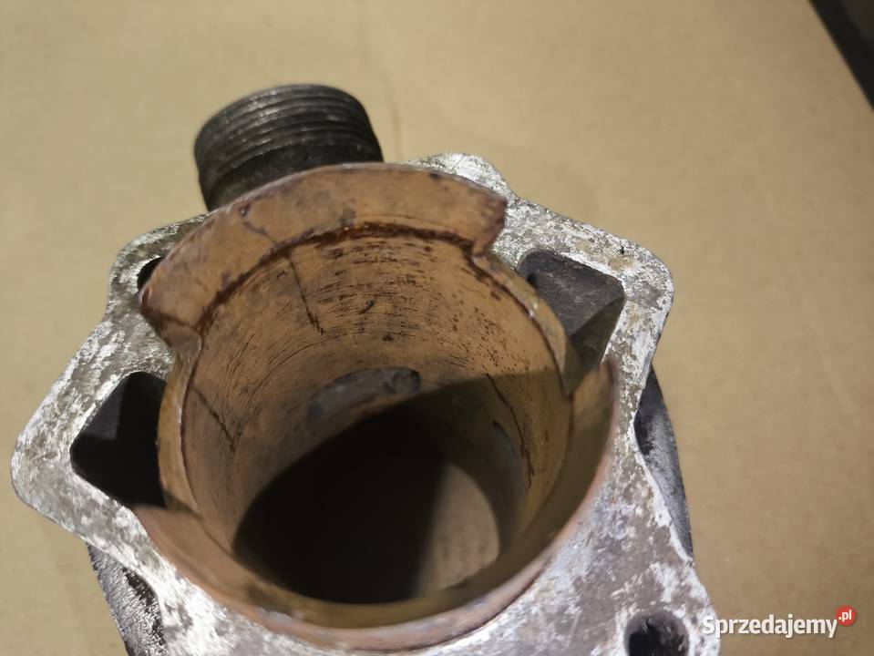 Cylinder pod gaźnik G12 romet komar sztywniak Lutoryż sprzedam