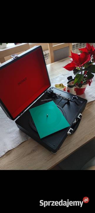 Gramofon w walizce Lubasz