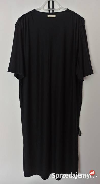 Czarna dzianinowa sukienka midi z rozporkami lubelskie sprzedam