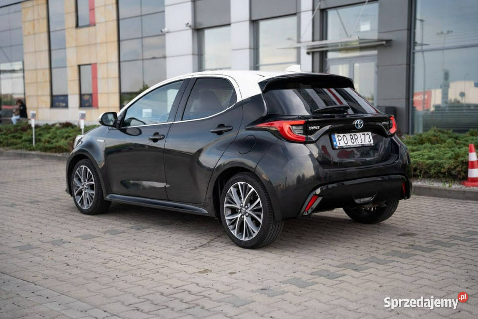 Toyota Yaris Selection Elegance Virtual Półskóra Zarejestrowany w Polsce Kraków