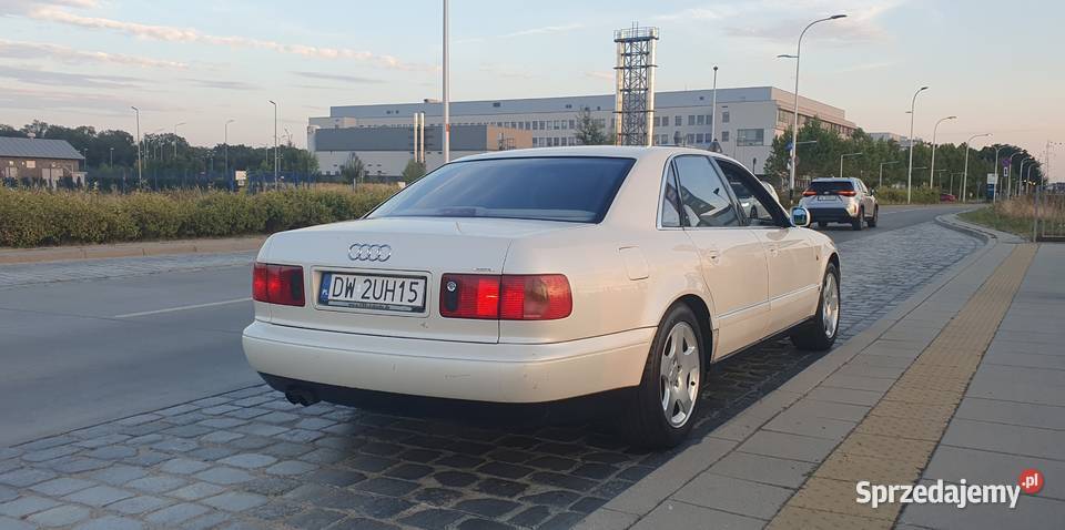 Audi A8 42 V8 q welur podw szyby el dach kier Wrocław