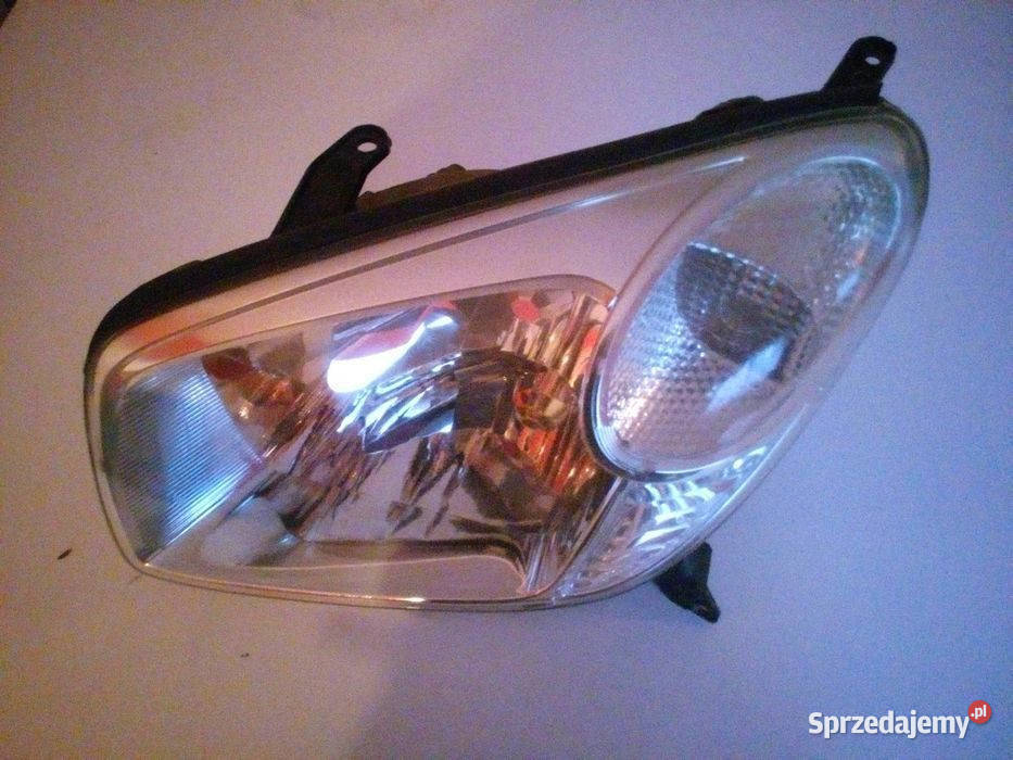 Lampa lewa prawa przód toyota rav 4 II lift 0405 osobowe Wola Jachowa