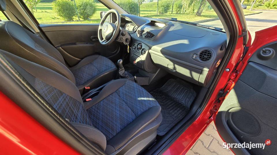 RENAULT CLIO 12 B 70 Klima Przebieg 113557tkm światła LED Zamość sprzedam