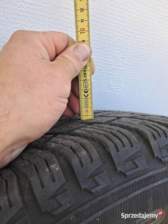 Opony zimowe NOKIAN Hakkapeliitta CR4 21565r16c małopolskie Lubień