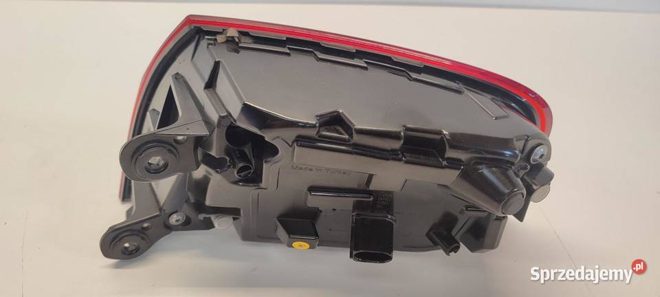 AUDI A8 D4 LAMPA LEWY TYŁ 4H0945095N