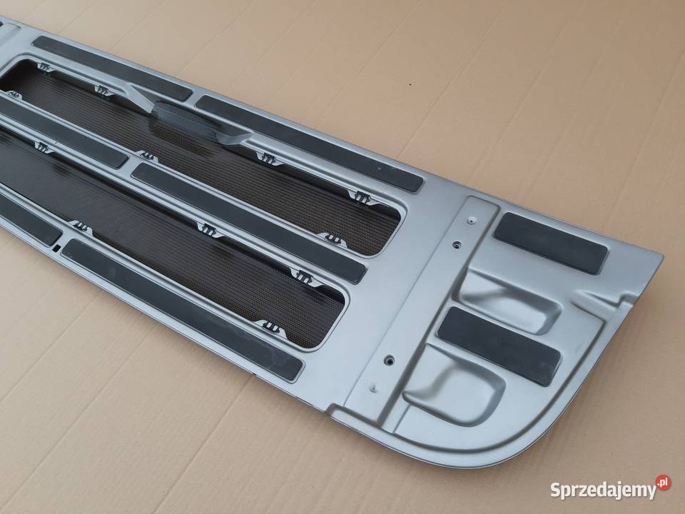 SCANIA R XPI ŁAWKA GRILL ATRAPA DOLNA Trzciel