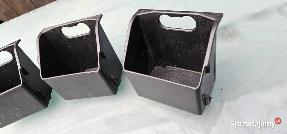 Wkład schowka mercedes w210 2106830475 Zbąszyń