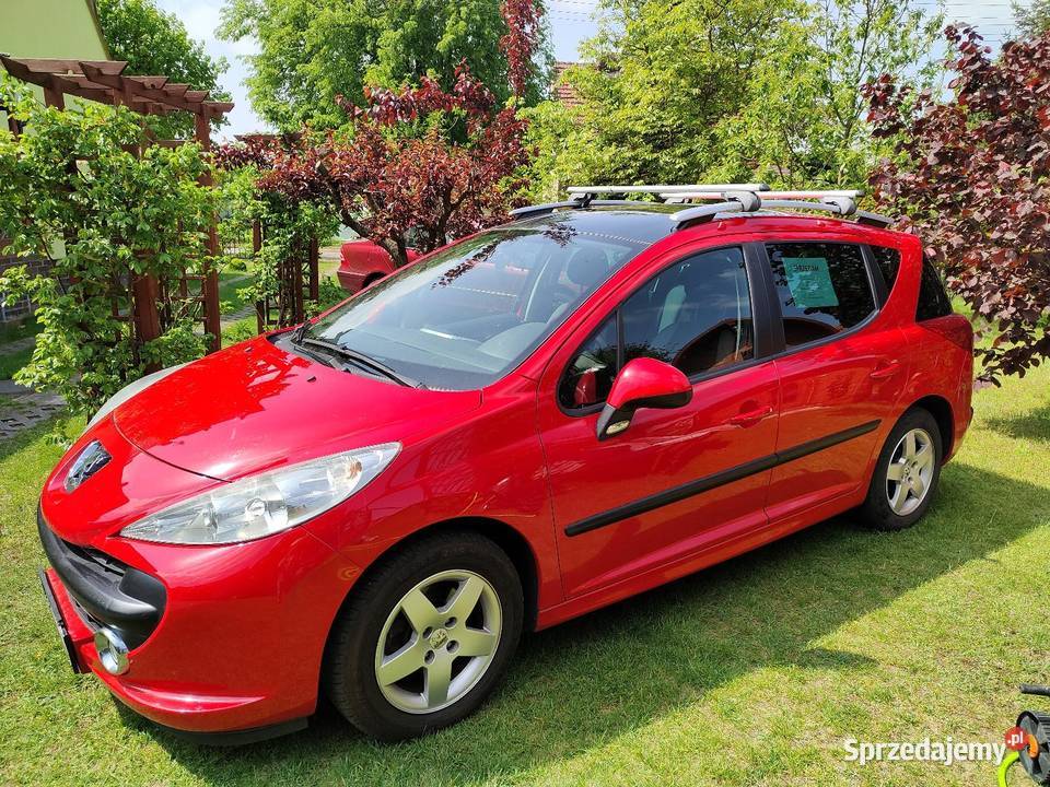Doinwestowany Peugeot 207 SW klima grzane fotele 1560cm3 Samochody osobowe