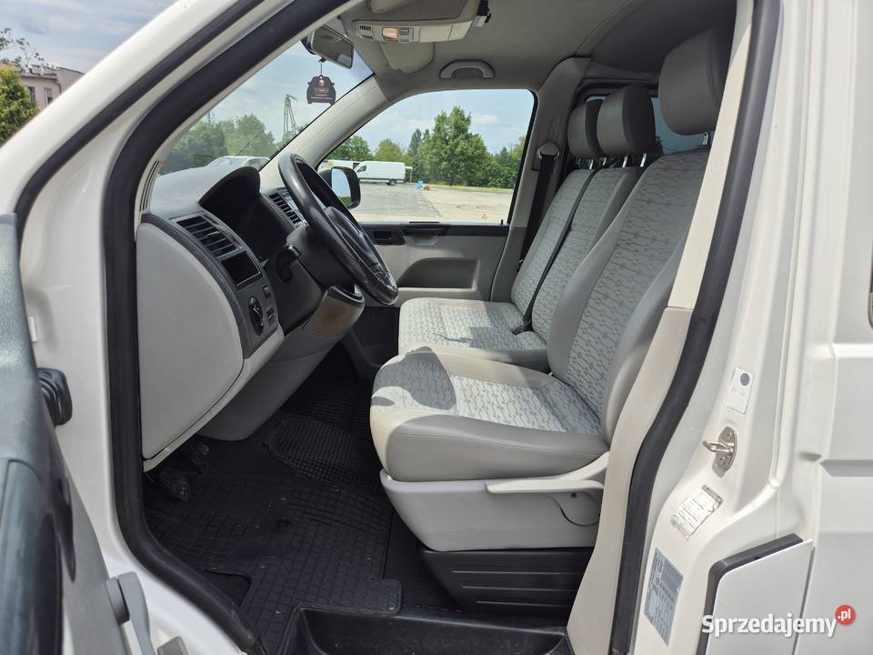 Transporter T5 LIFT LONGDŁUGI 9 Osobowy Sprawna Bujaków sprzedam