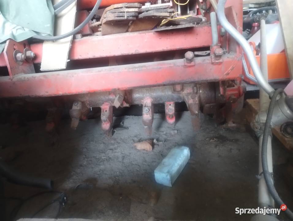 Agregat uprawowy marki RUV typ RW25 nieuszkodzony