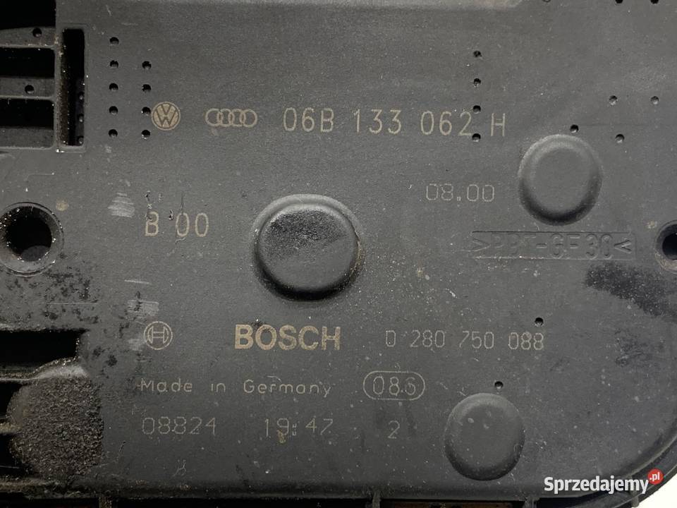 PRZEPUSTNICA AUDI A4 B6 06B133062H 20 130 0005