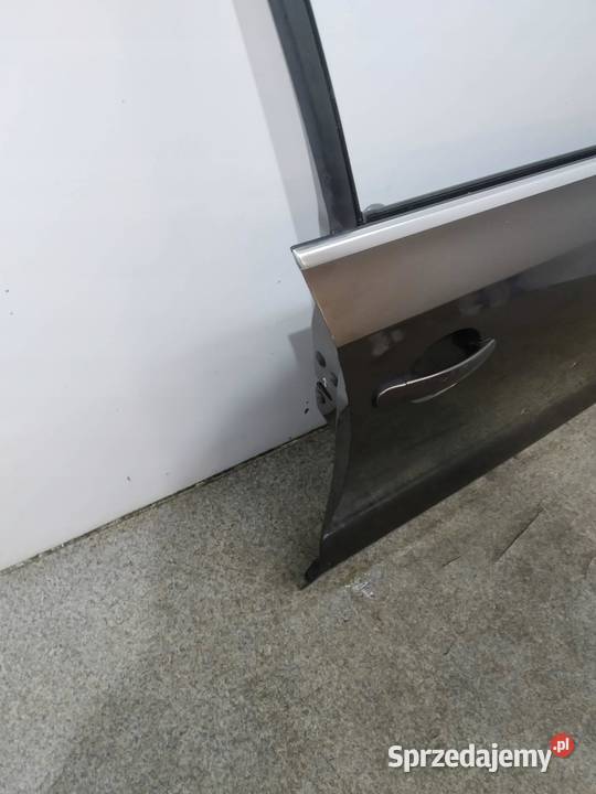 DRZWI PRAWE PRZÓD LH8Z USZKODZONE VW Volkswagen świętokrzyskie sprzedam