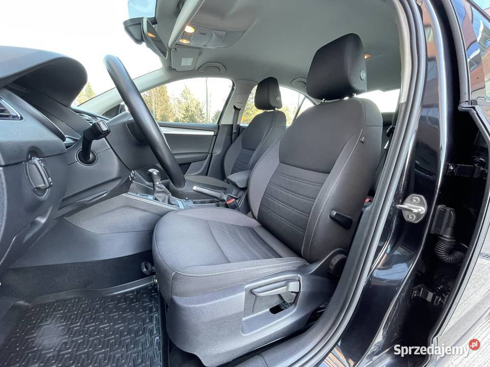 Skoda Octavia 1 właściciel salon bezwypadkowa 14