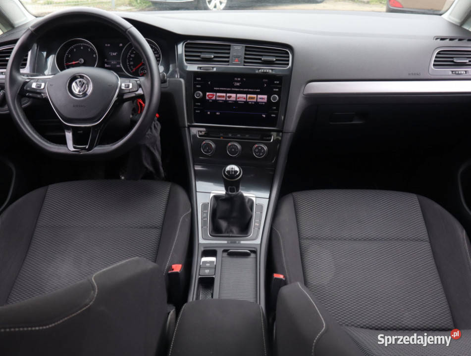 VW Golf 10 TSI manualna Łódź sprzedam