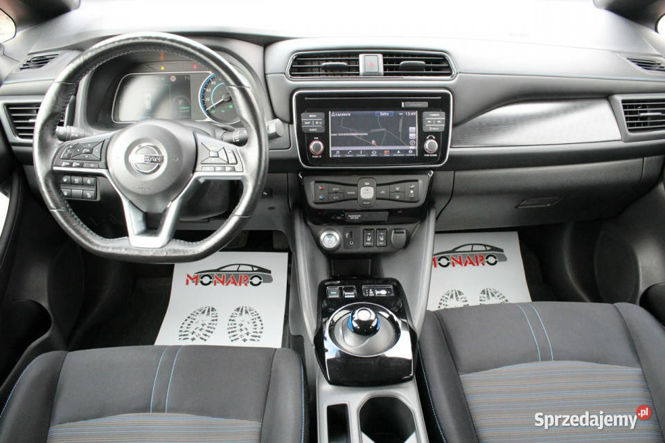 Nissan Leaf Napęd elektryczny 40 kWh Salon