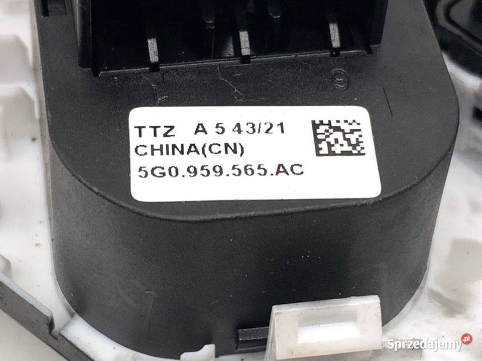 PRZEŁĄCZNIK REGULACJI LUSTEREK VW GOLF VII osobowe sprzedam