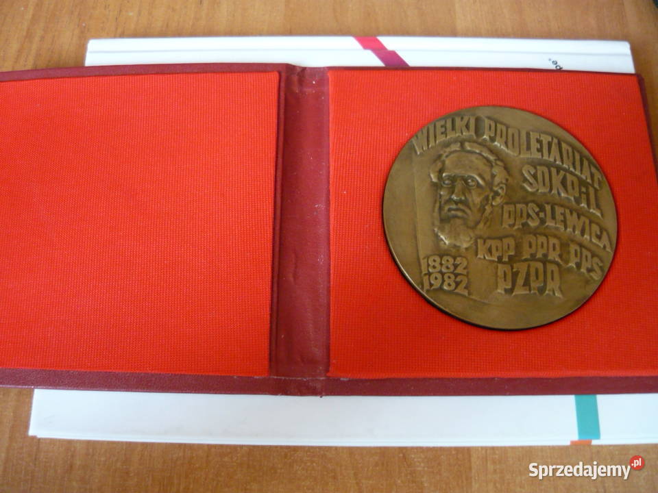 Medal 100 lat ruchu robotniczego w Polsce sprzedam