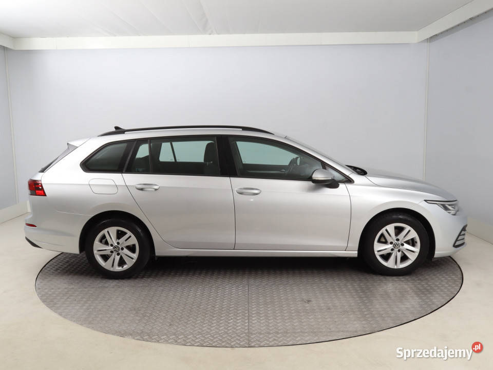 VW Golf 10 TSI klimatyzacja