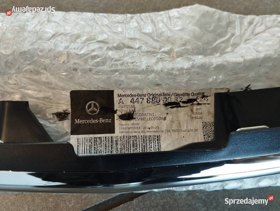 Listwa górna grilla chrom Mercedes W447 Zelów