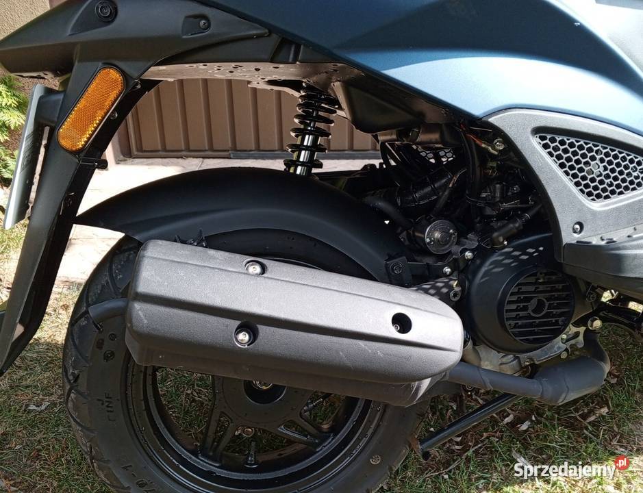 Kymco Agiliti 50 Naked 4T 25r Kisbee Vespa Wideo
