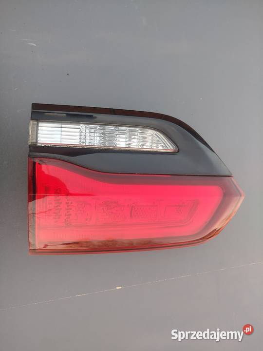 JEEP GRAND CHEROKEE SRT LAMPA TYLNA PRAWA EU Aleksandrów Kujawski
