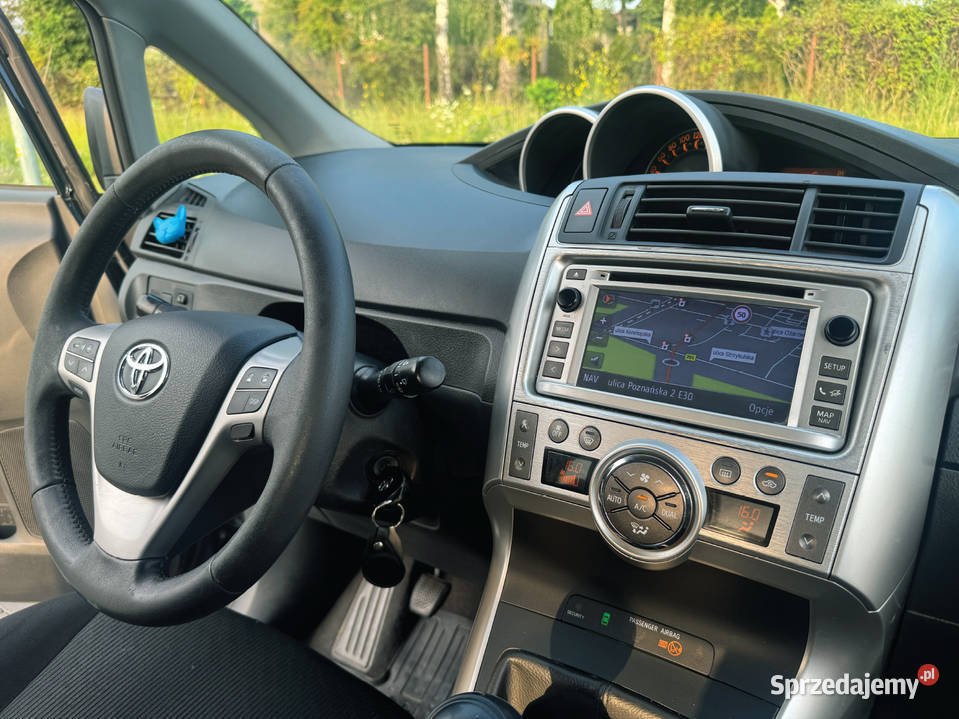 Toyota Verso Pierwszy właściciel Toyota Verso 20 mazowieckie Ożarów Mazowiecki