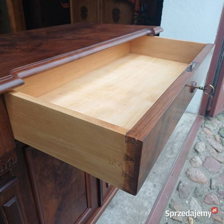 Komoda eklektyczna orzech czeczot renowacji Meble