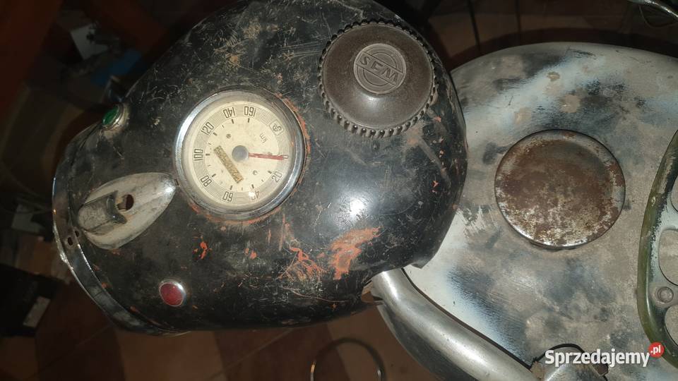 Junak m10 zbiór części eksponat do showroom Dobrzejów