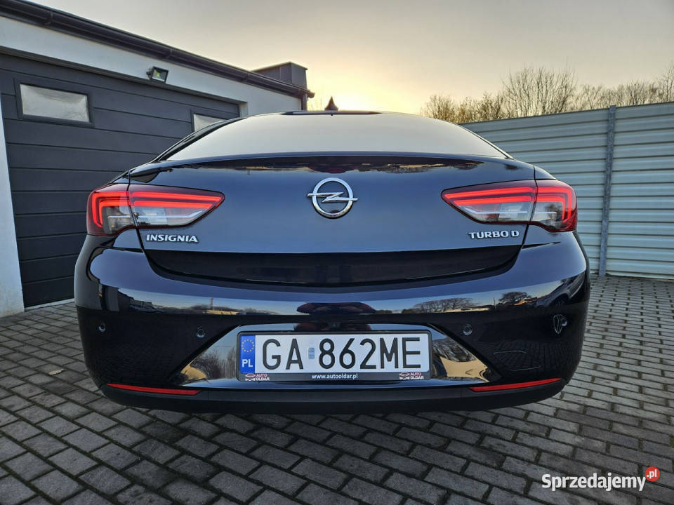 Opel Insignia 16 CDTI 136 skóry LED zadbana AGR czujnik parkowania