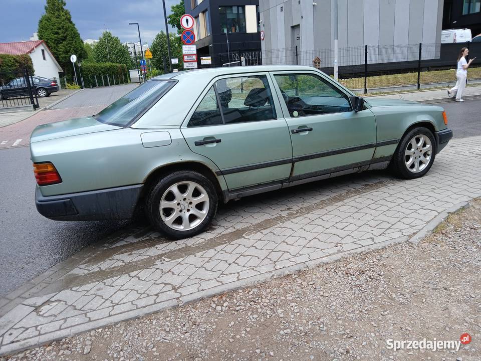 MERCEDES BENZ W12423Gaz Automat małopolskie Kraków