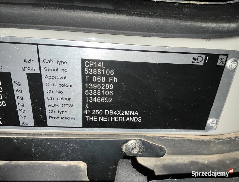 Hakowiec 2 osiowy Scania P 250 Eu 328663km