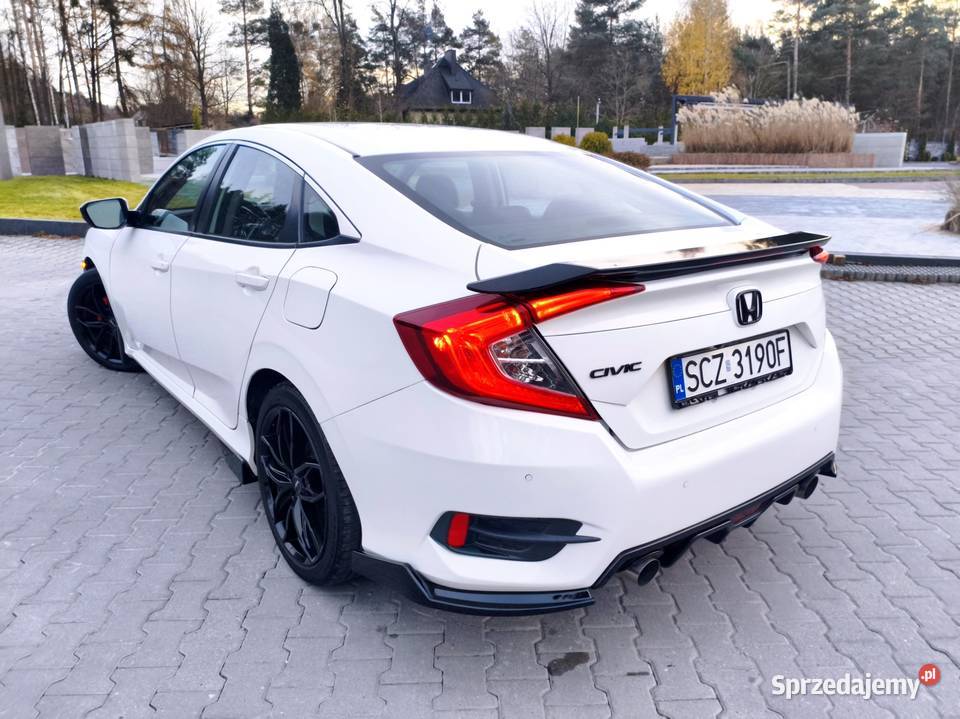 Honda Civic X 20i 158 automat komputer pokładowy