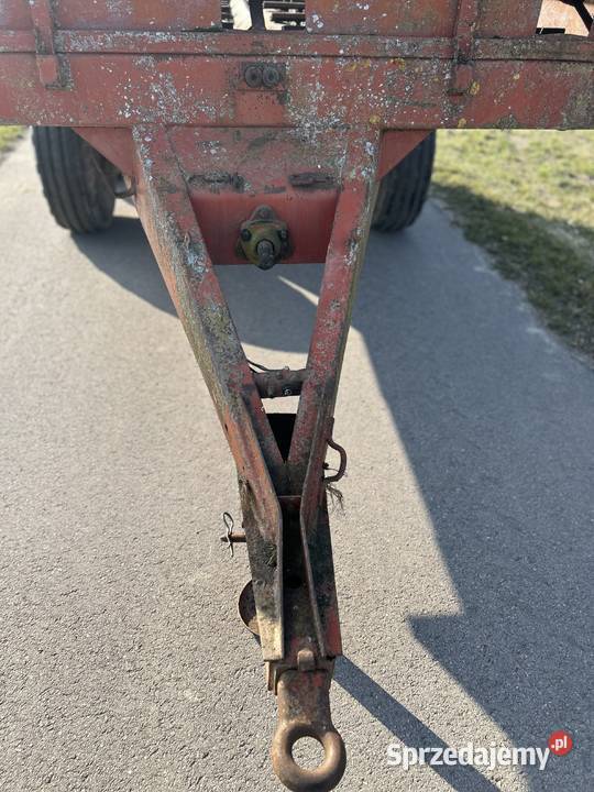 Rozrzutnik obornika 8 ton tandem uszkodzony