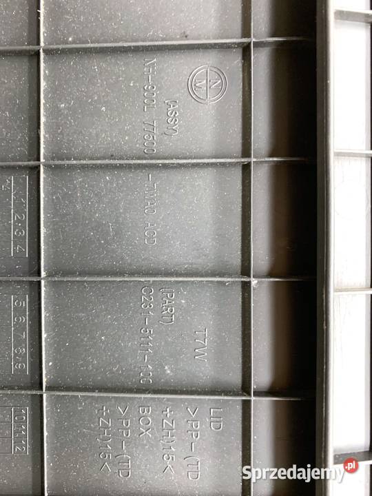 SCHOWEK PASAŻERA HONDA HRV Crossover C2225211200