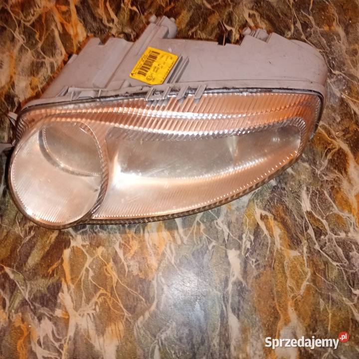 Lampy przód przednie z żarówkami kompletne nie Wrocław