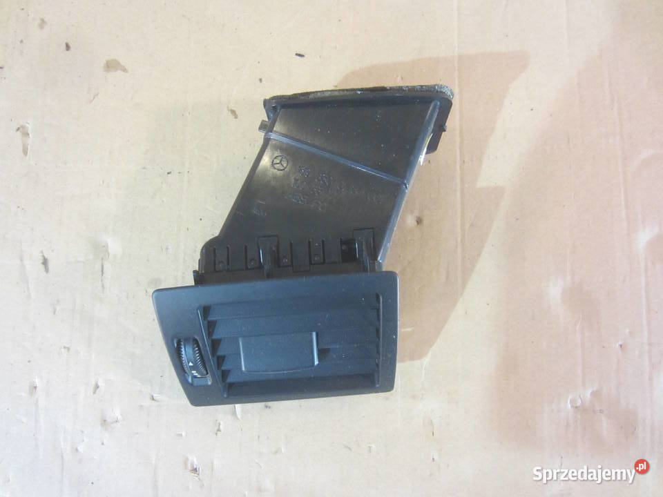 Kratka nawiewu konsoli 1698200154 mercedes a Szczecin sprzedam
