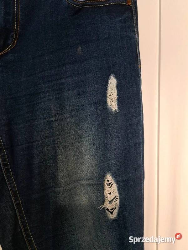 Jeansy Diverse z przetarciami 38 elastyczne Trąbki Wielkie