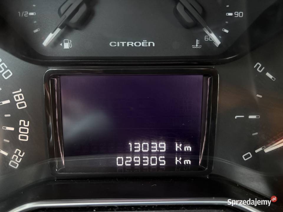 Citroen C3 Aircross 2024 niski przebieg uszkodzony Koło