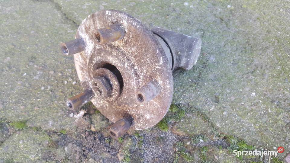 Piasta koła przedniego 6otw C328 Rydzyna