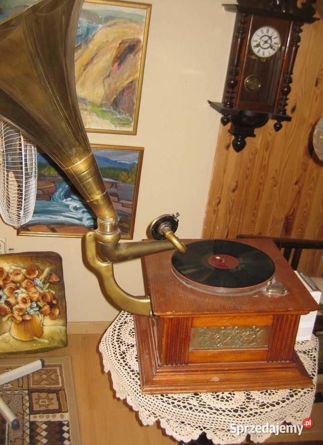Gramofon z tubą lata 1920 r Poznań