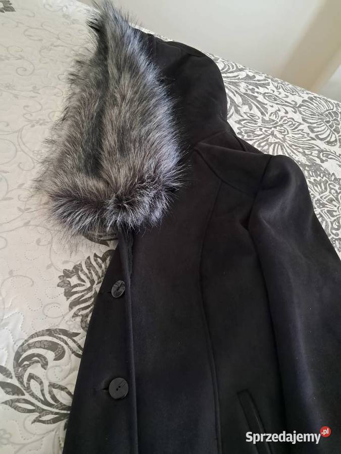Kożuch damski długi czarny z kapturem 4446 do Kraków