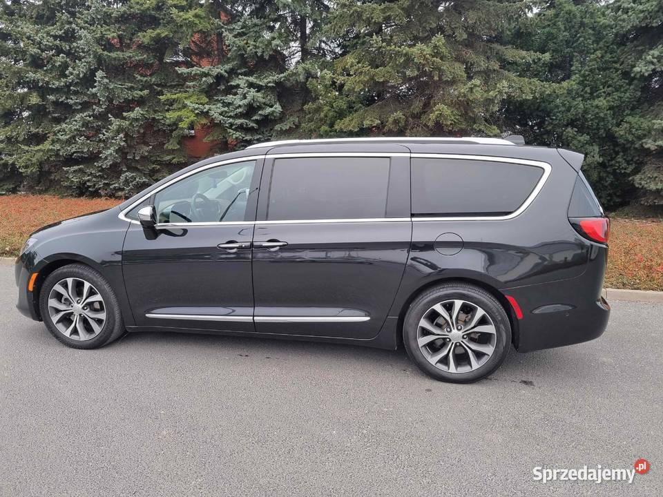 Chrysler Pacifica Limited 7 osobowa LPG światła przeciwmgielne Komorniki sprzedam